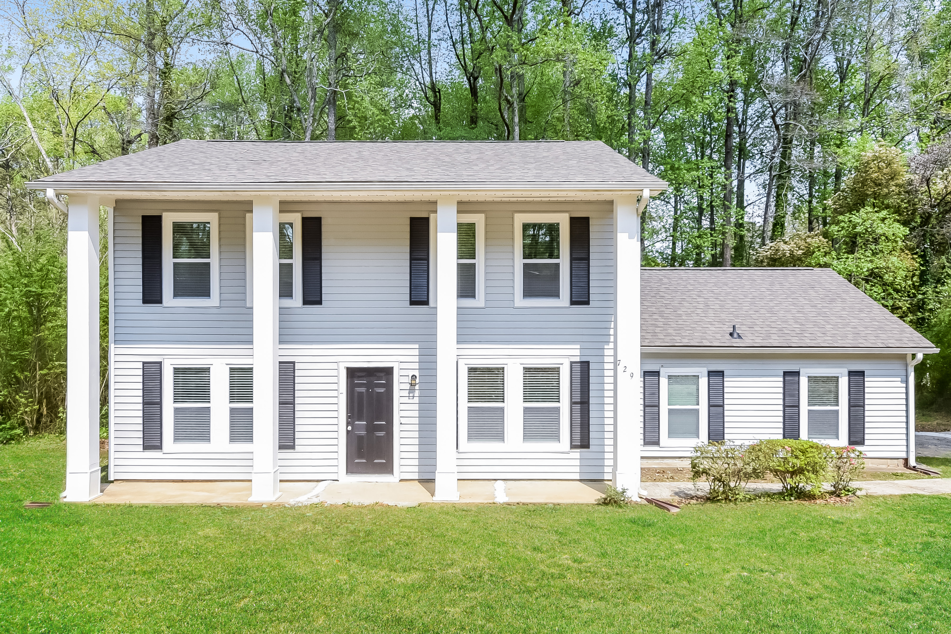 729 Allgood Valley Ct Stone Mountain, GA 30083